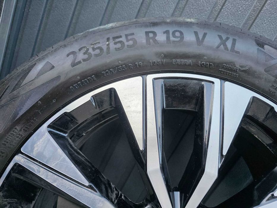 Continental 235 55 19 EcoContact 6 DOT 2023 год 6 мм