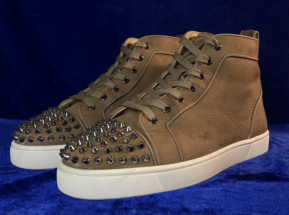 Christian Louboutin Autentic 40