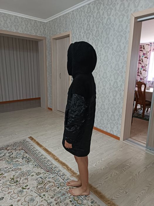 Продам подростковую куртку.