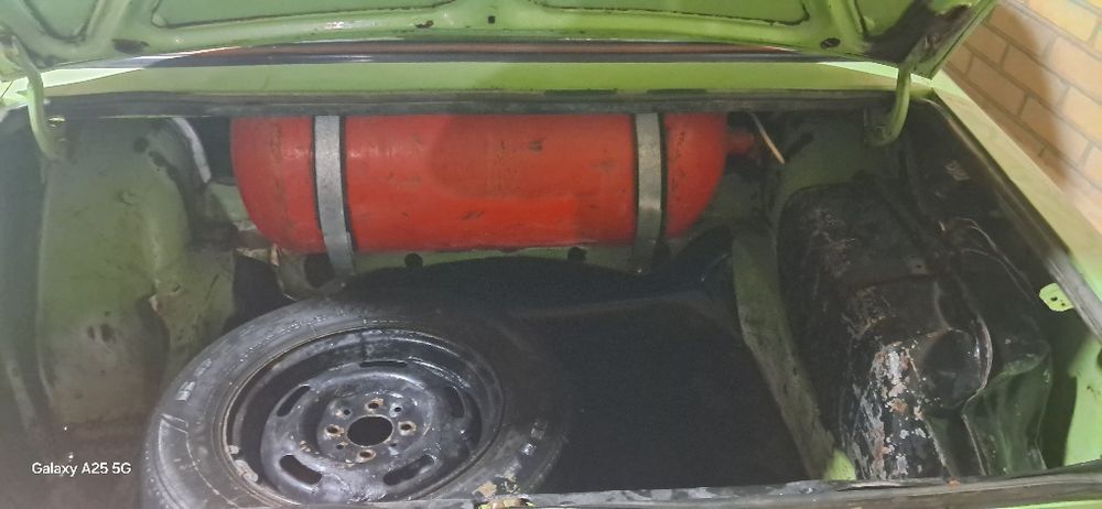 Продаётся жыгули Ваз 2106