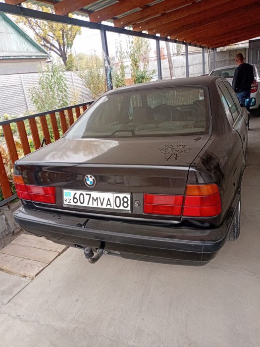 Продам машину бмв е 34 на ходу