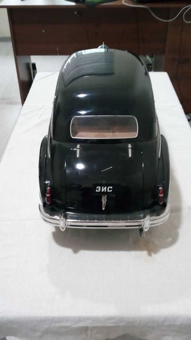 модель 1/8 зис 110