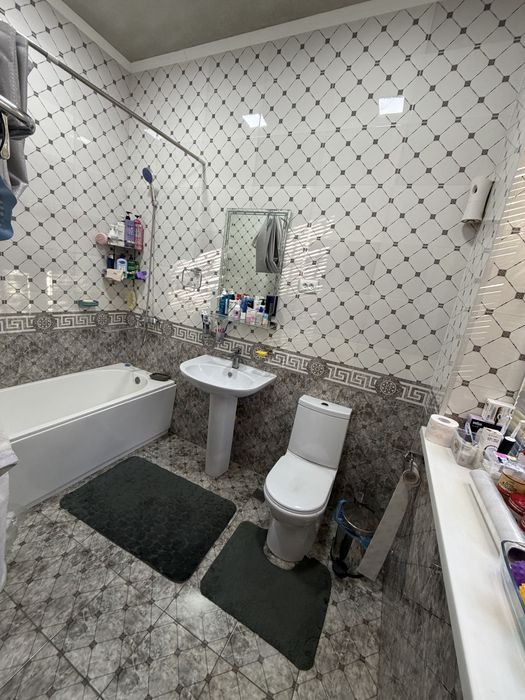 Продается дом 5.07сотки по улице Уста Ширин, угловой вдоль дороги,