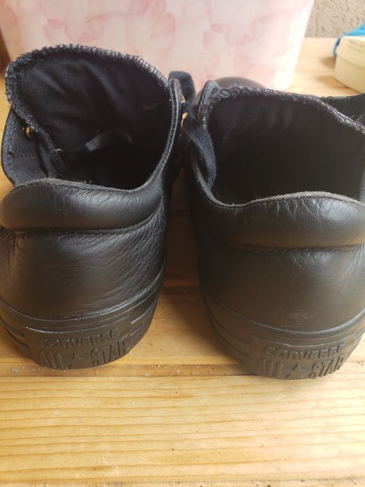 Converse piele 37,5