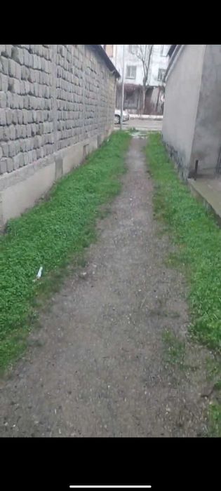 Продается участок почти в центре