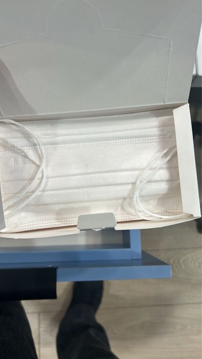 Маска медицинская защитная