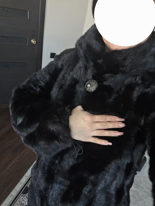 Продам Шубу норковую