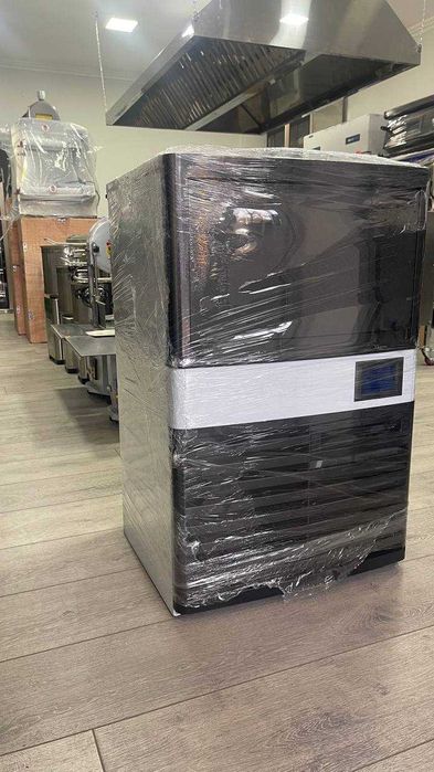 •Ледогенератор •Произдство льда: 60кг в сутке