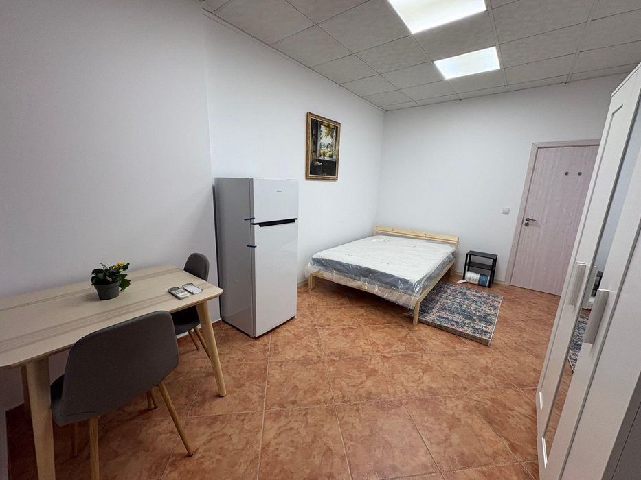 Дава се под наем Четиристаен апартамент в София, Дружба 1 - 210 кв.м за 1099 € - Снимка #6