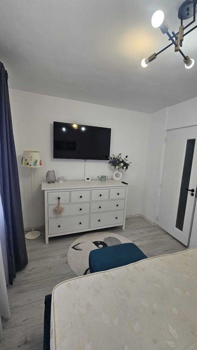 Inchiriez apartament 2 camere