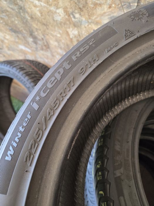 225 45 17 Hankook m+s