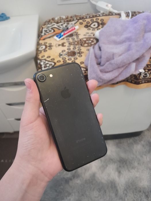 Айфон 7 продаётся