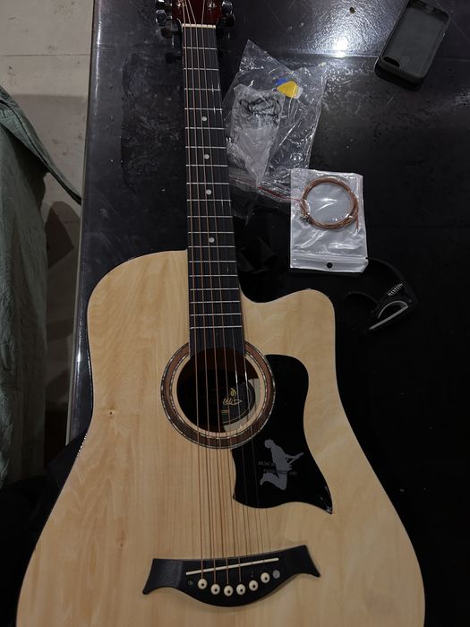 Гитара новый 25 к