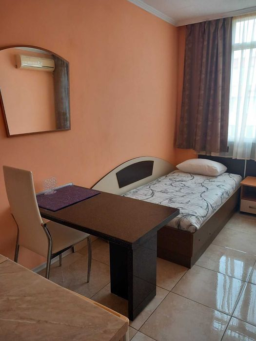 Продажба стая Сльнчев бряг