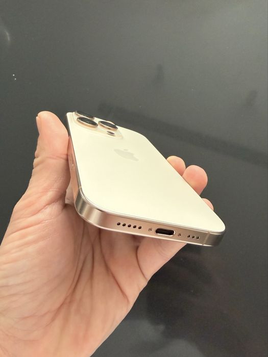 iPhone 16 Pro Gold 128 Gb baterie 90%