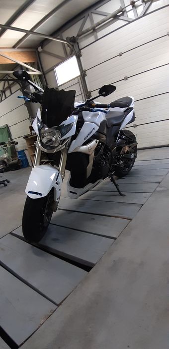 Suzuki gsr 750 an 2015