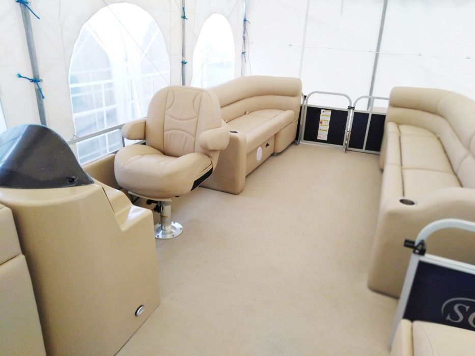 Barca Ponton (Catamaran) DE VANZARE, 7m lungime