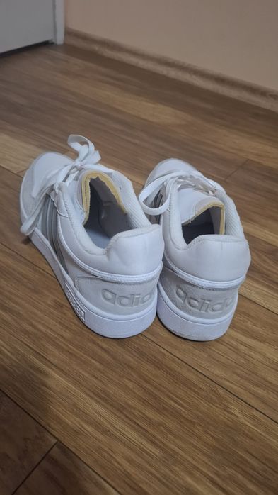 Обувки Adidas hoops