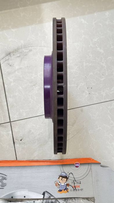 Сотилади срочно Lexus ES 350 aporniy diskasi
Янги ўрнатилиб 500км юриб