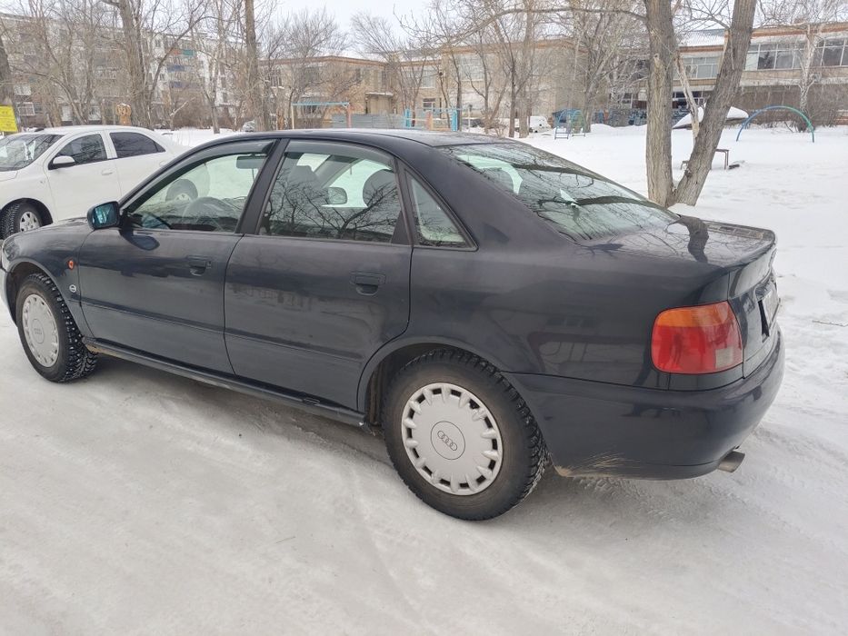 Продам Аudi A4 1995года