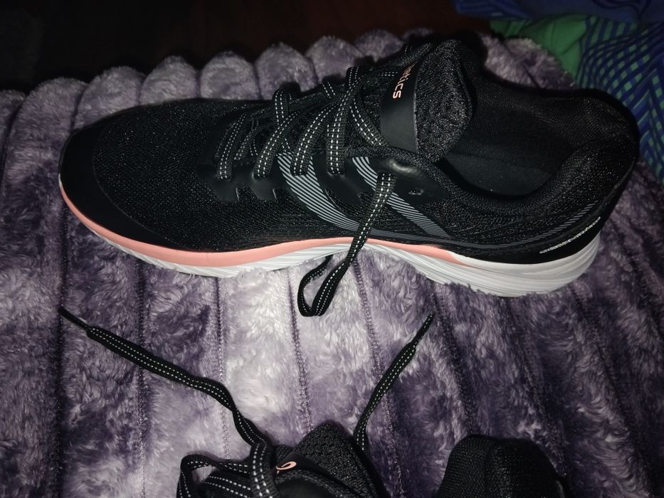 Дамски маратонки 41 нови