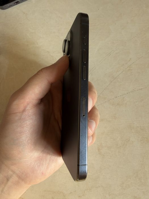 Iphone 15 pro 128 gb 86%