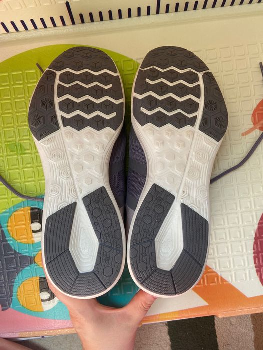 Кроссовки оригинал Nike RUS 39