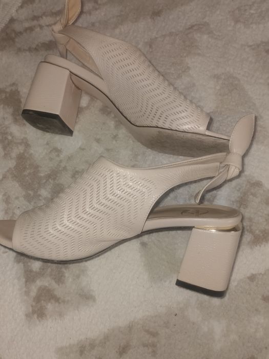 Отдам даром за мороженое