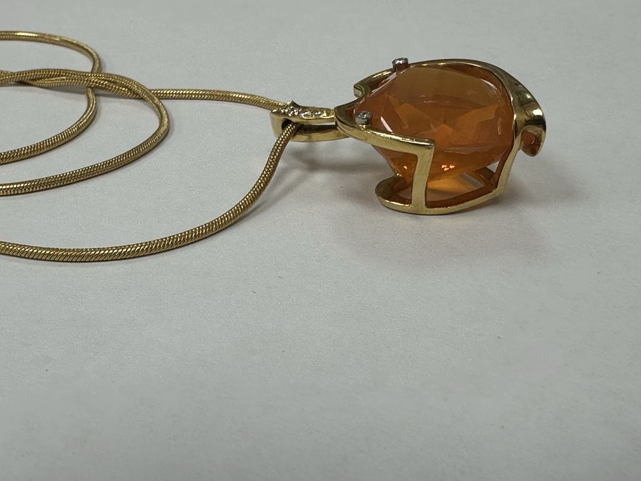 Продам золотое колье