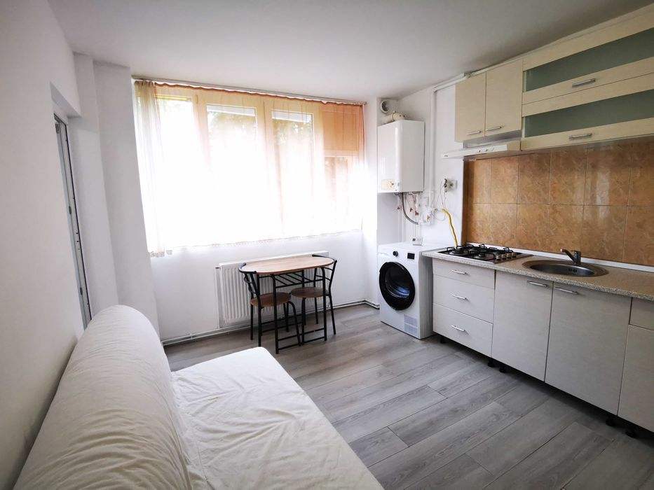 PF - inchiriez apartament cu o camera Pasteur