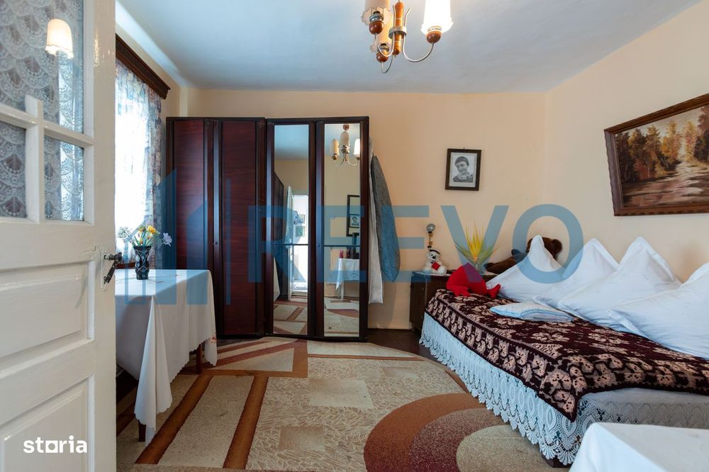 Casa si teren 3365mp Sascut