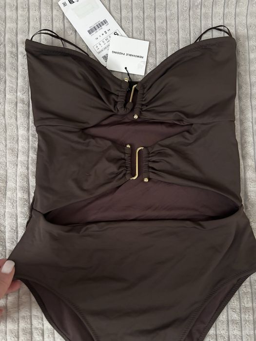 Нов бански Zara,размер С