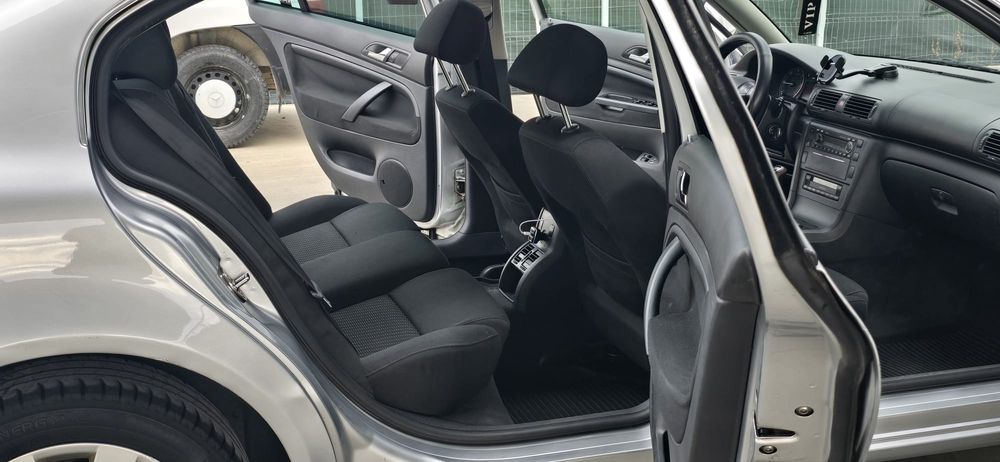 Skoda Superb 1.9 TDI 116 Cp Unic Proprietar 2009 Stare Deosebită