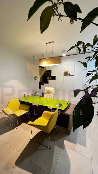 Продава се Офис в Бургас, Зорница - 83 кв.м за 1988 €/кв.м - Снимка #2