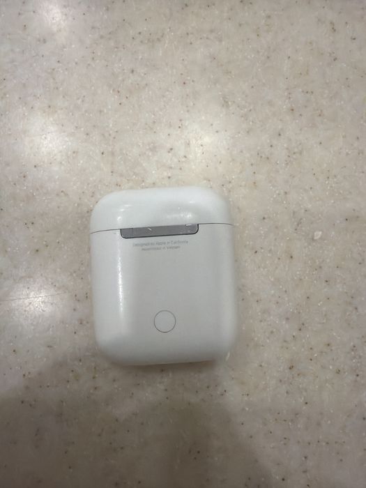 Airpods первые самые