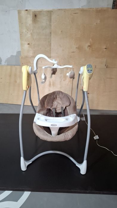 Электрическое кресло качалка для детей Graco