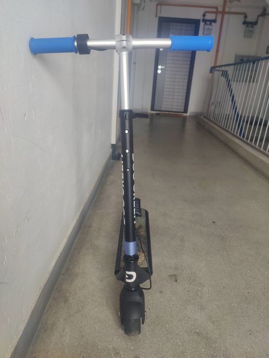 Trotineta electrica pt copii