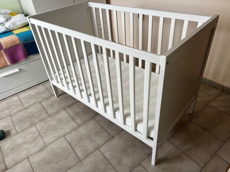 Детско легло/ кошара ИКЕА + Матрак