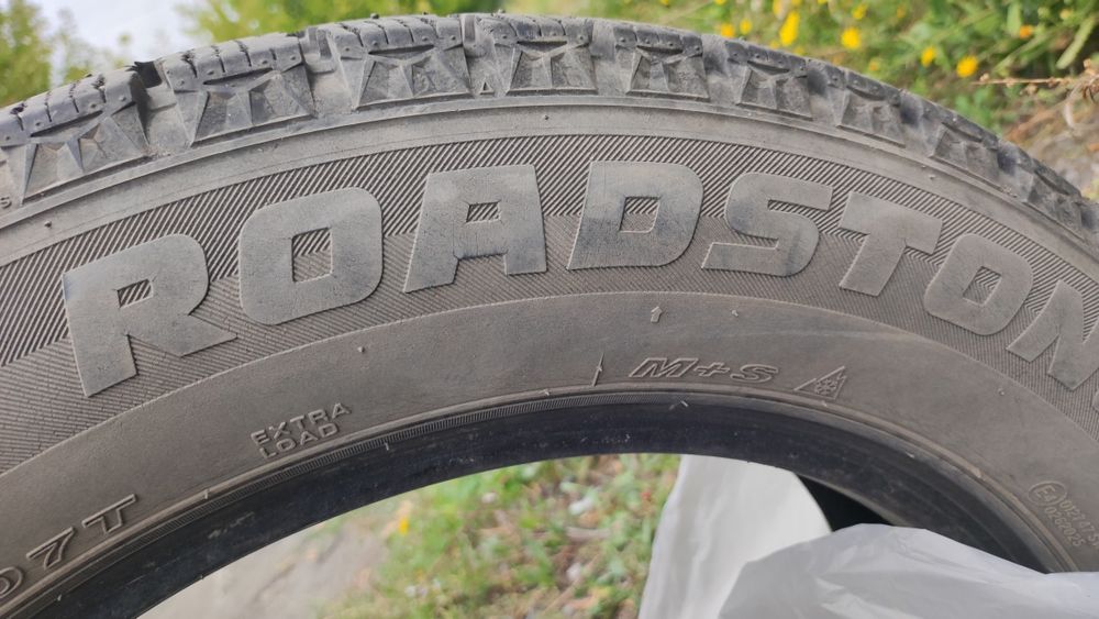 Продам 4 шины зимние,шипованые