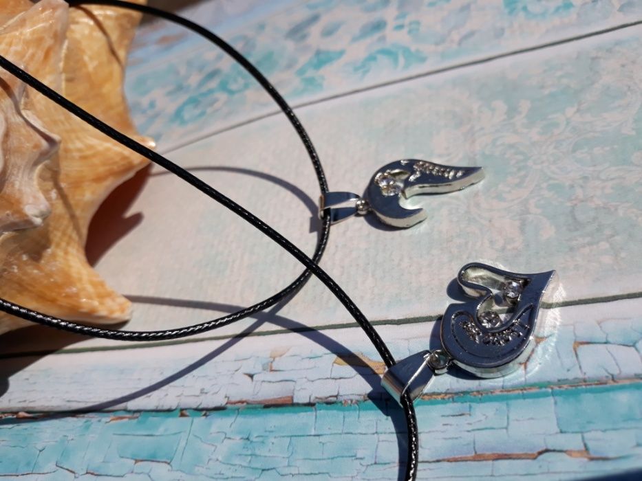 Двоен медальон с цирконий