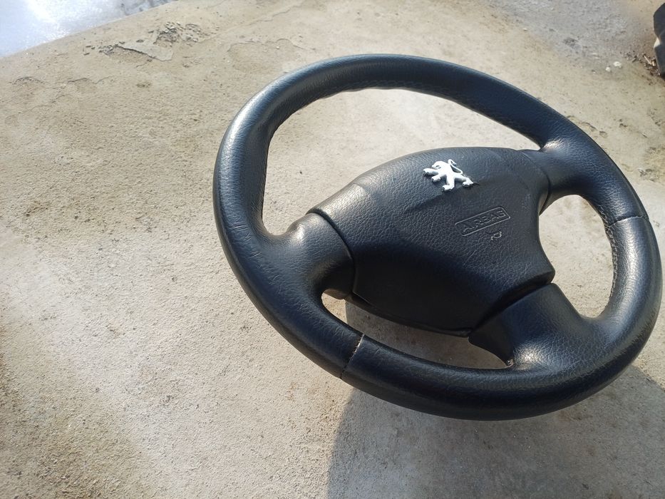 Волан за пежо 206 в перфектно състояние