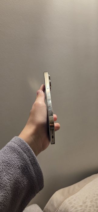 Айфон 14 про gold 256gb