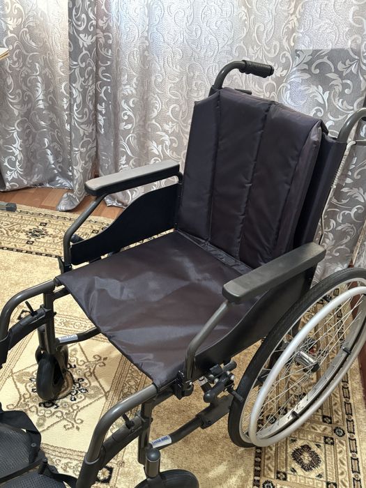 Инвалидная коляска
