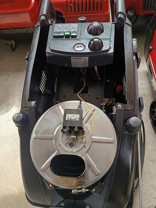 Професионална пароструйка Lavor Hyper 200 bar