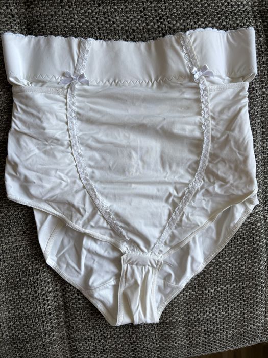 Стягащо бельо след раждане Chicco