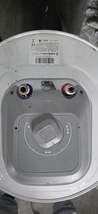 Boiler Ferroli mixt 80l ( incalzire curent sau apa centrala termica)