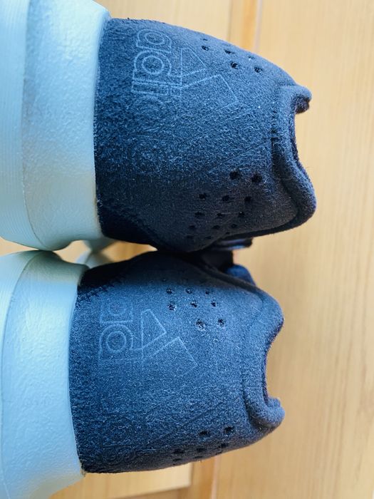 Adidas  ,номер 40,2/3
