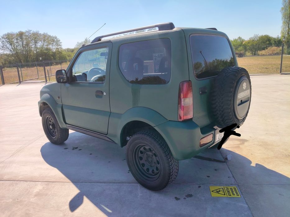 Vând Suzuki Jimny