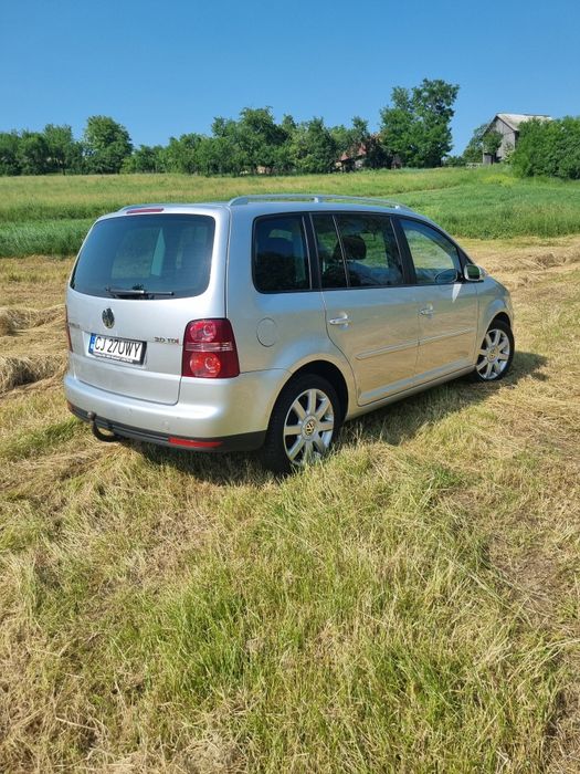 Proprietar vând Volkswagen touran 2.0 tdi 170 cai an 2008