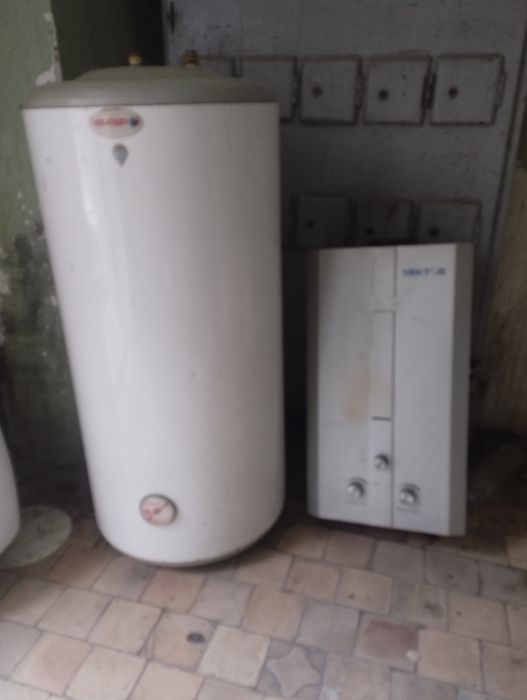 Аристон колонка газ